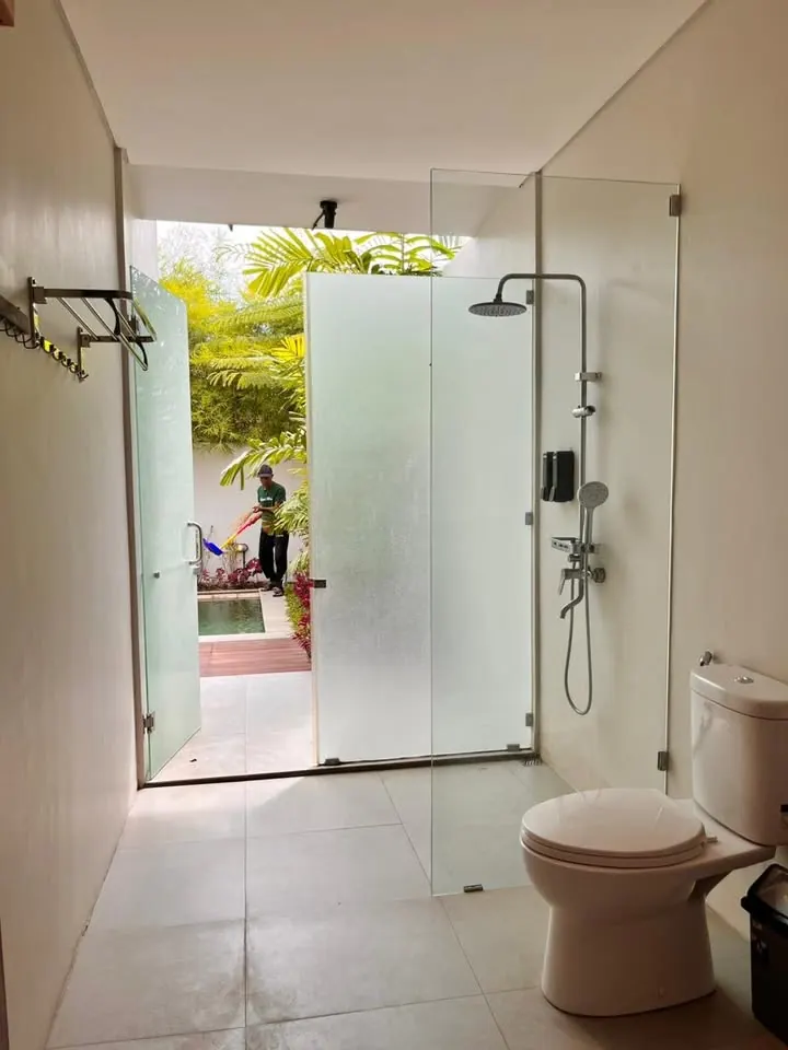 1BR Villa with Private Pool & 24/7 Security, near Seseh โ photo 2
