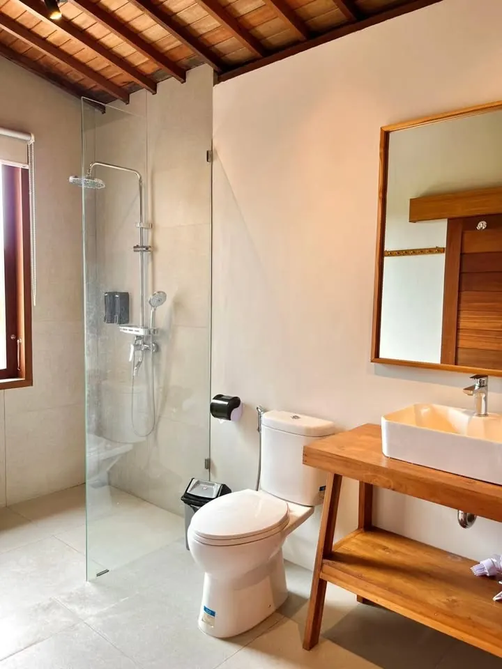 1BR Villa with Private Pool & 24/7 Security, near Seseh โ photo 5
