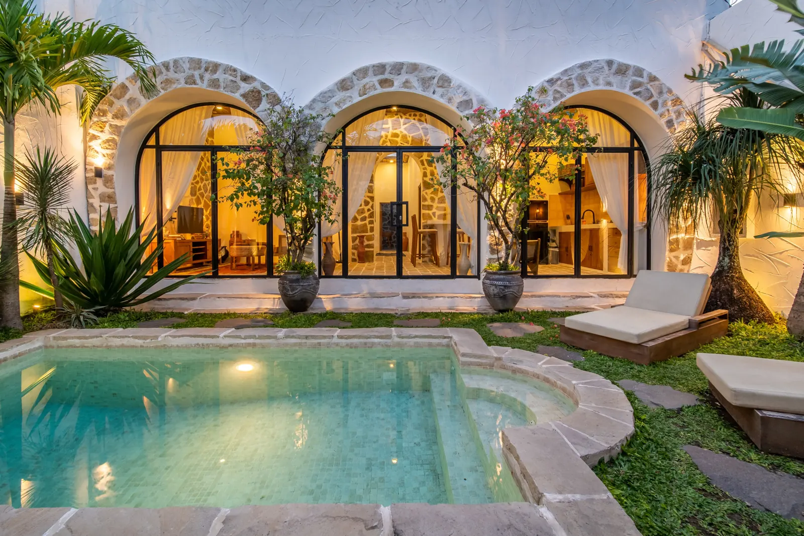 3BR Villa with Pool for Rent – Tibubeneng, Canggu (Berawa)