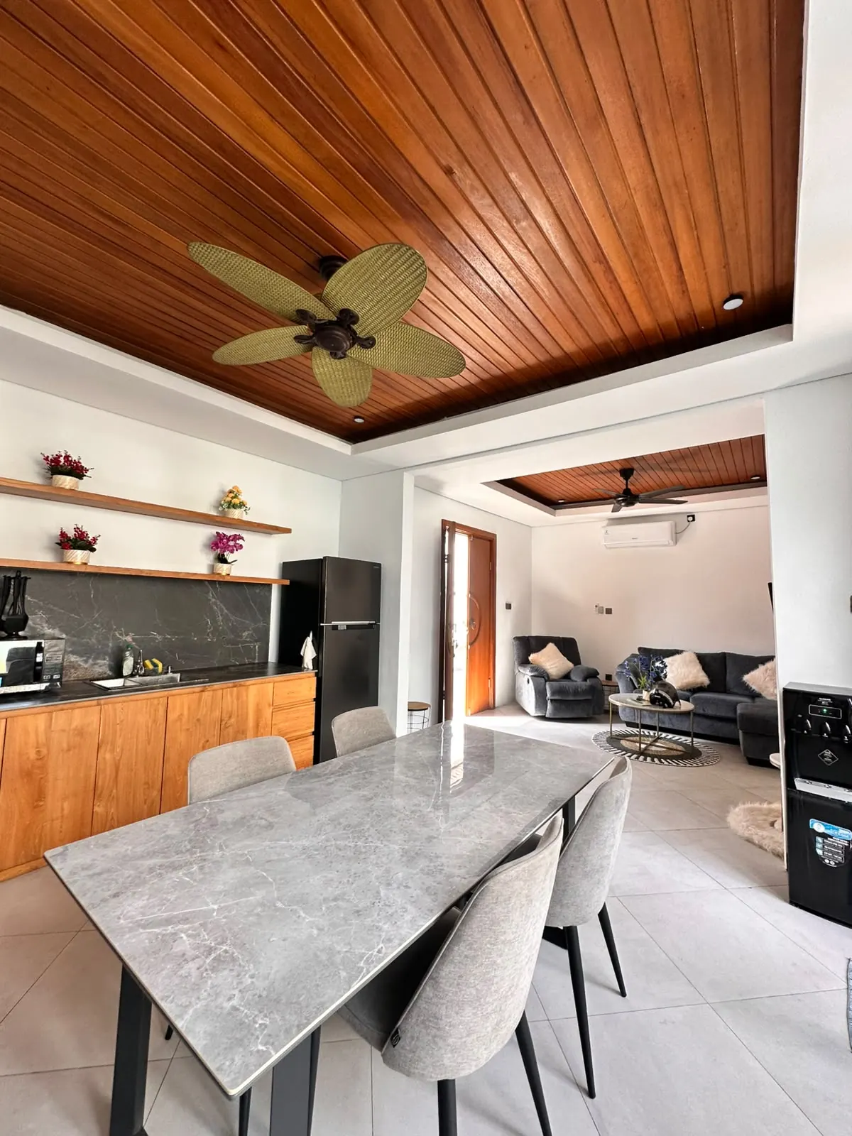 Modern Tropical 2BR Villa – Babakan, Central Canggu – photo 3