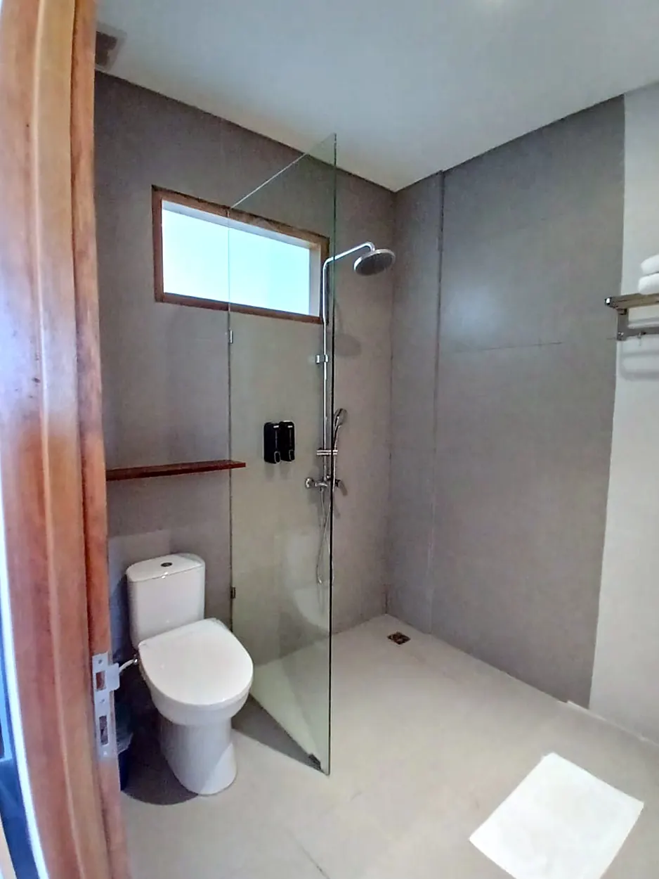 Walk-in rain shower